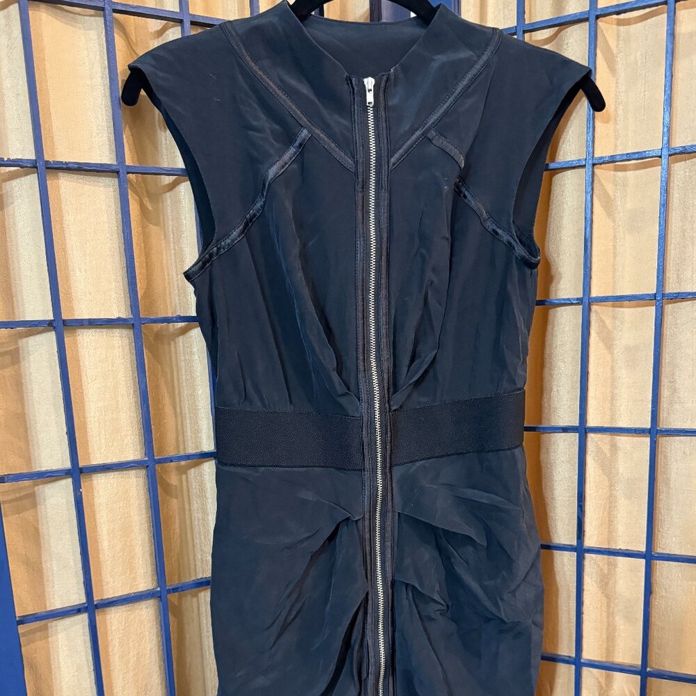 Bebe Zip Front Sleeveless Dress XS Body Con  Black Fitted